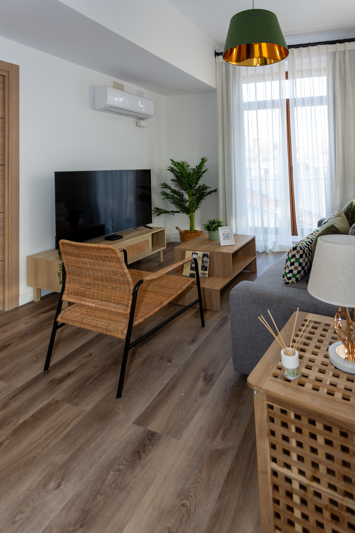 382870_c48181db77_12