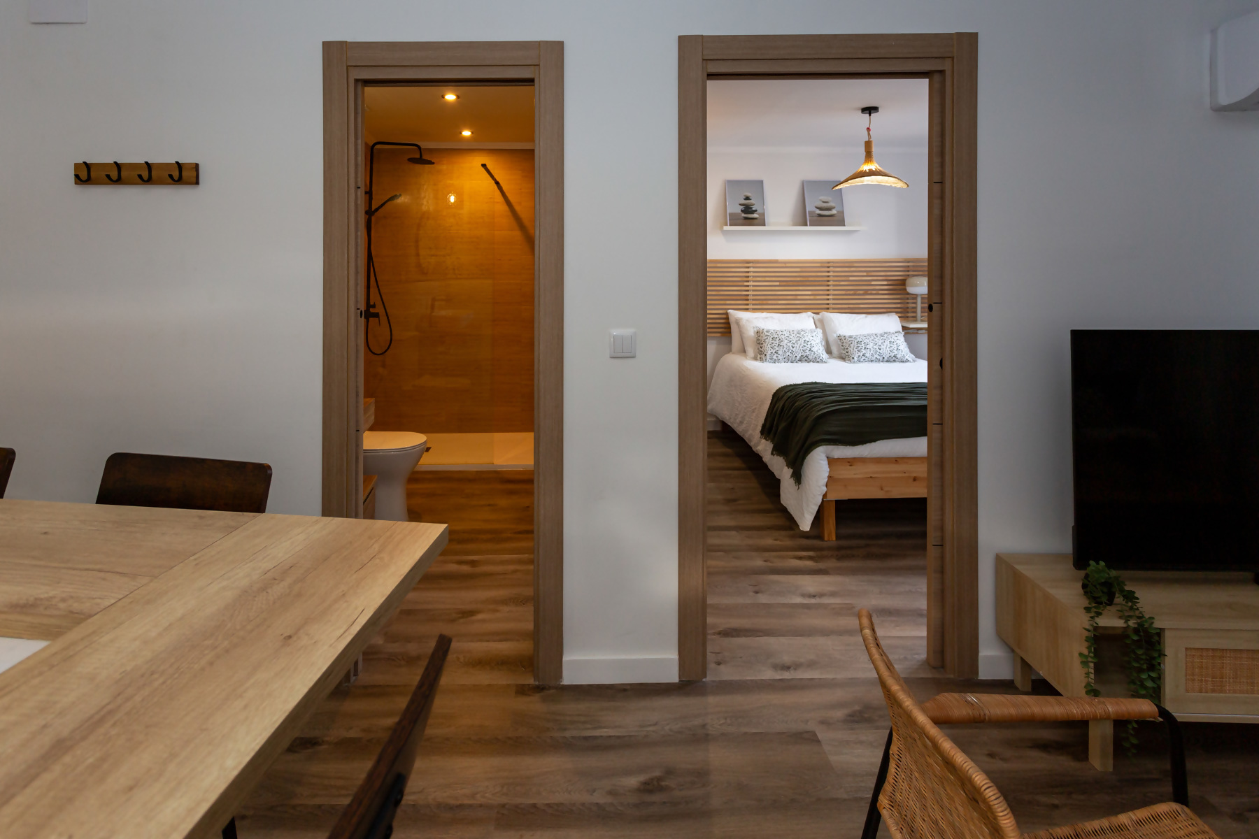 383072_52d0b45c7c_27